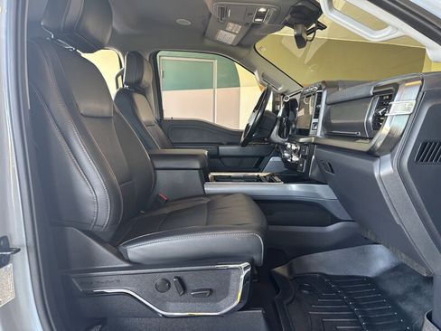 Used 2024 Ford F250 Lariat w/ Lariat Ultimate Package AWD/4WD image 35