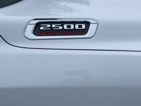 Used 2020 RAM 2500 Laramie image 10