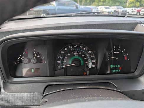 Used 2010 Dodge Journey SXT w/ Rear Seat Video Group FWD image 23