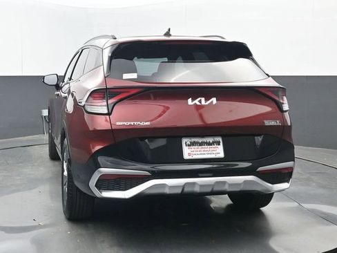 Used 2025 Kia Sportage SX FWD image 18