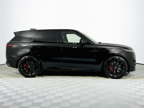 Used 2024 Land Rover Range Rover Sport Dynamic SE AWD/4WD image 4