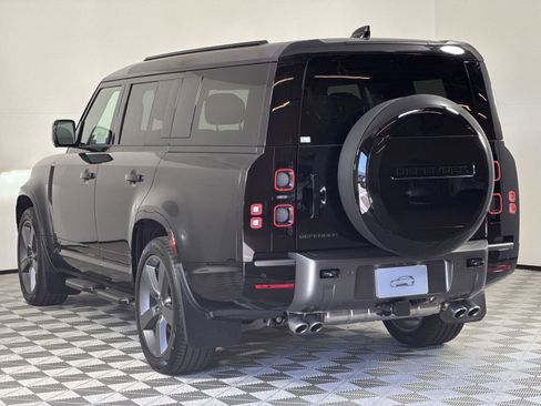 New 2025 Land Rover Defender 130 V8 image 3