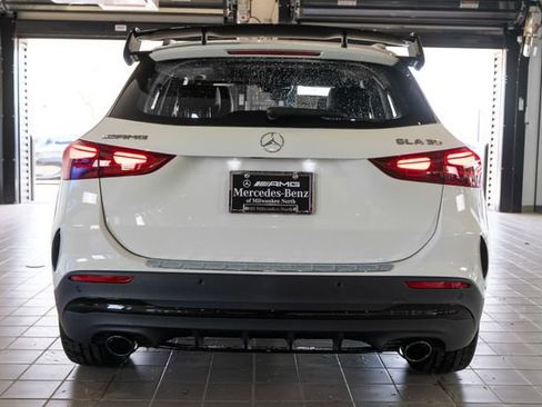 New 2026 Mercedes-Benz GLA 35 AMG 4MATIC image 7