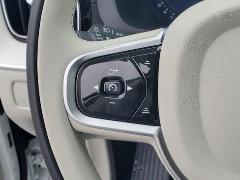 New 2026 Volvo XC60 T8 Ultra w/ Climate Package AWD/4WD image 19