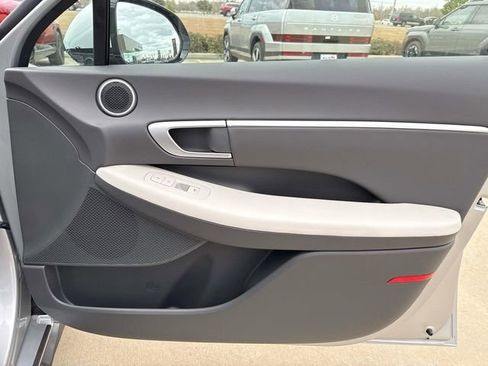 New 2026 Hyundai Sonata SEL FWD image 18