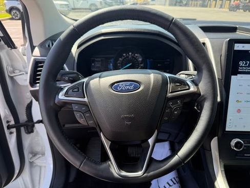 Certified 2024 Ford Edge SEL w/ Convenience Package AWD/4WD image 14