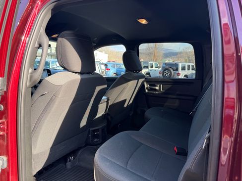 Used 2022 RAM 3500 Tradesman image 20