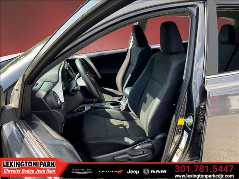 Used 2017 Toyota RAV4 LE w/ All Weather Liner Package FWD image 19