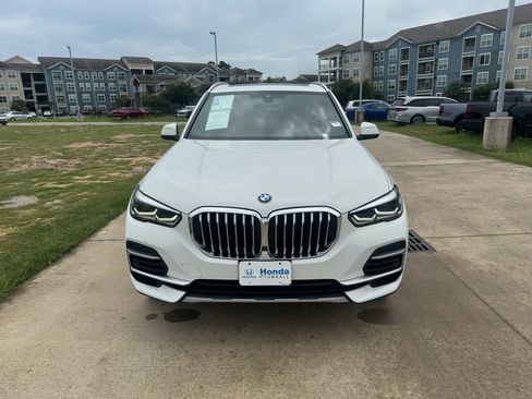 Used 2022 BMW X5 sDrive40i w/ Premium Package RWD image 3