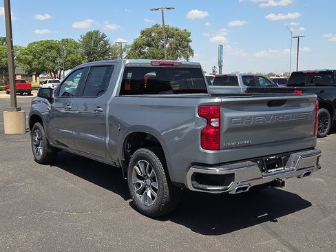 New 2026 Chevrolet Silverado 1500 LT w/ Z71 Off-Road Package AWD/4WD image 3