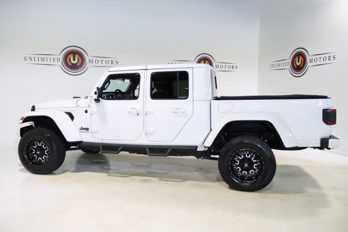 Used 2021 Jeep Gladiator Overland AWD/4WD image 35