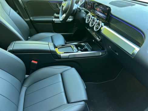 Certified 2026 Mercedes-Benz GLB 250 4MATIC image 16