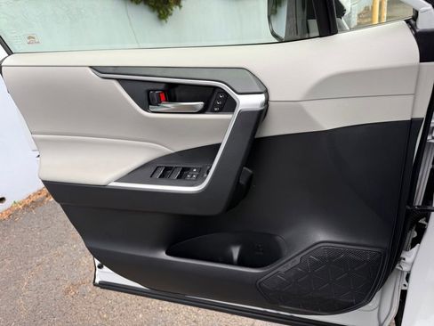 Certified 2023 Toyota RAV4 XLE Premium AWD/4WD image 22