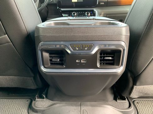 Used 2022 GMC Sierra 1500 Denali image 43