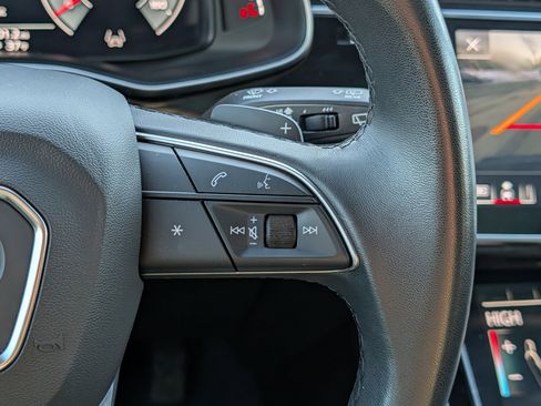 Used 2023 Audi Q7 3.0T Premium Plus w/ Premium Plus Package image 29