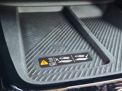 New 2027 Chevrolet Bolt RS w/ Technology Package FWD image 17