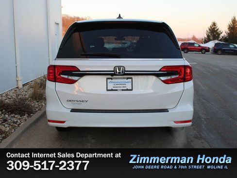 Certified 2024 Honda Odyssey EX-L image 5