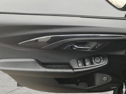 Used 2023 Chevrolet TrailBlazer RS w/ Sun and Liftgate Package image 26