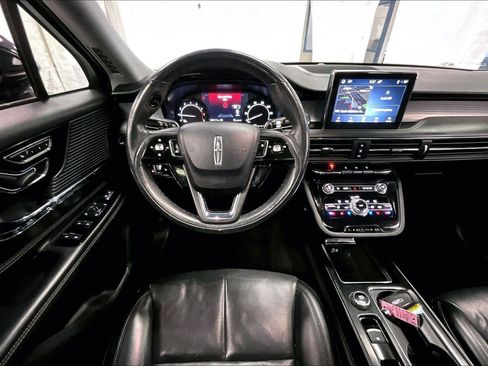 Used 2021 Lincoln Corsair AWD w/ Premium Package image 5