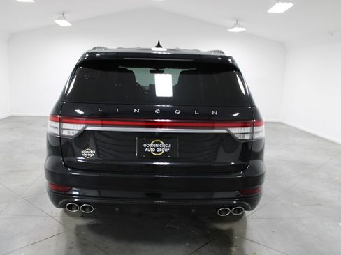 Used 2023 Lincoln Aviator Reserve w/ Equipment Group 201A AWD/4WD image 8