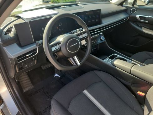 Used 2025 Hyundai Sonata SEL FWD image 13