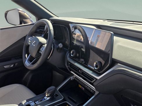 New 2026 Lexus TX 350 AWD image 30