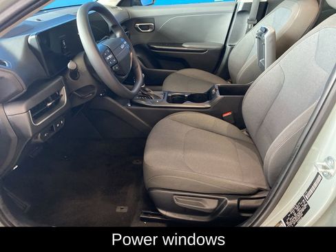 Used 2025 Kia K4 LXS image 8