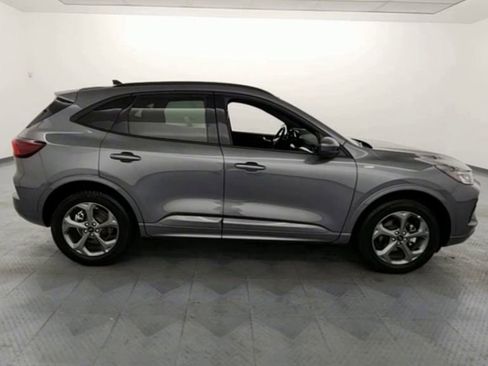 New 2024 Ford Escape ST-Line Select w/ Tech Pack #2 image 9