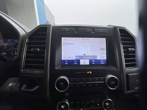 Used 2021 Ford Expedition XLT image 14