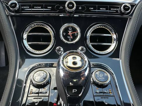 Used 2020 Bentley Continental GT AWD/4WD image 31