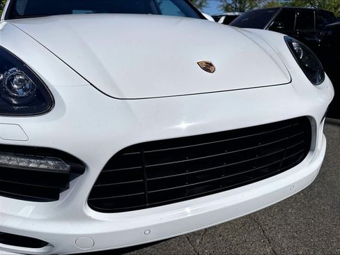 Used 2014 Porsche Cayenne GTS AWD/4WD image 30