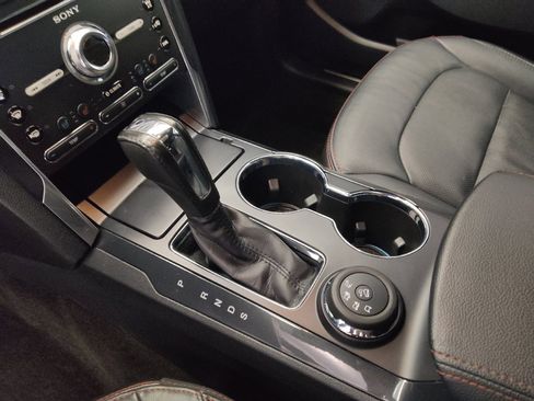 Used 2018 Ford Explorer Sport w/ Equipment Group 401A AWD/4WD image 26