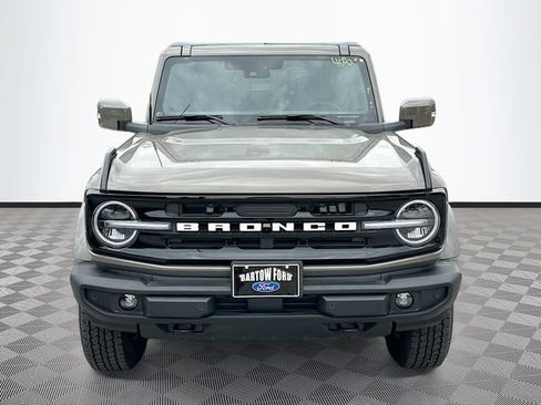 New 2025 Ford Bronco Outer Banks image 2