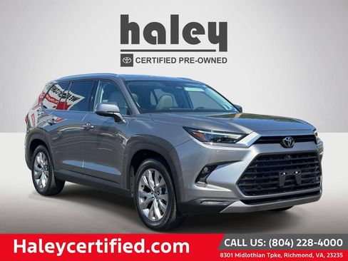 Used 2025 Toyota Grand Highlander FWD image 1