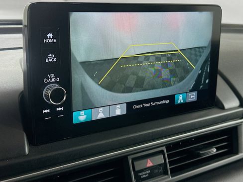 Used 2023 Honda Pilot Touring image 22