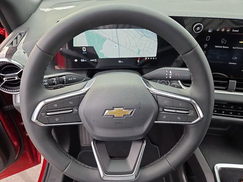 New 2026 Chevrolet Equinox LT w/ Convenience Package II image 7