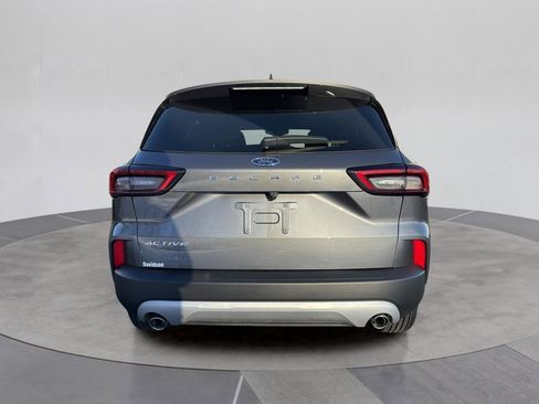 Used 2025 Ford Escape Active w/ Cold Weather Package image 4