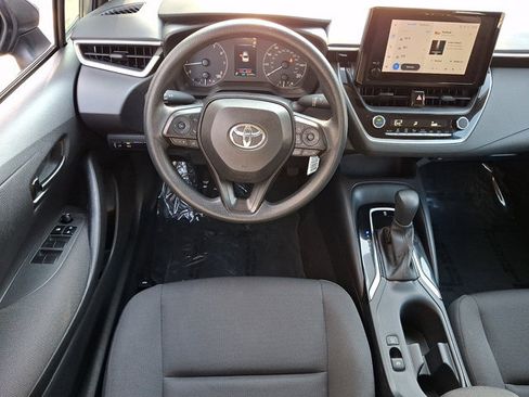 Used 2024 Toyota Corolla LE FWD image 12