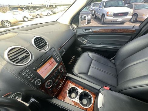 Used 2012 Mercedes-Benz GL 450 4MATIC image 79
