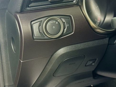 Used 2016 Ford Mustang Shelby GT350 w/ Technology Package RWD image 12