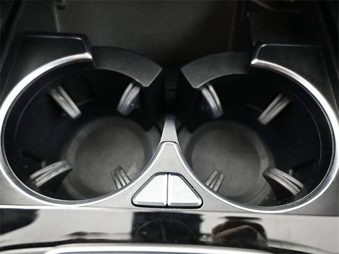 Used 2022 Mercedes-Benz GLE 350 image 6