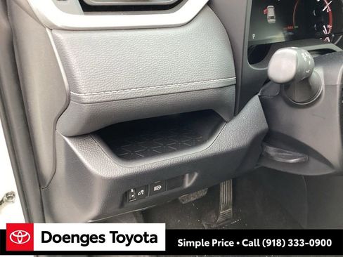 Used 2024 Toyota RAV4 XLE image 23