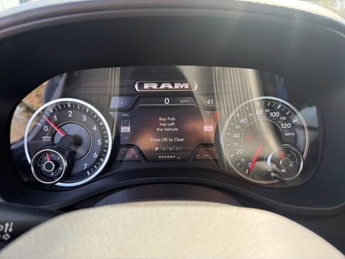 Used 2024 RAM 1500 Big Horn image 25