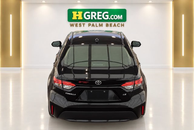 Used 2022 Toyota Corolla LE FWD image 8