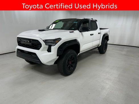 Certified 2025 Toyota Tacoma TRD Pro w/ Tow Tech Package AWD/4WD image 2