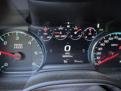 Used 2018 GMC Yukon Denali w/ Open Road Package RWD image 4
