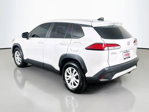 Used 2025 Toyota Corolla Cross L AWD/4WD image 16