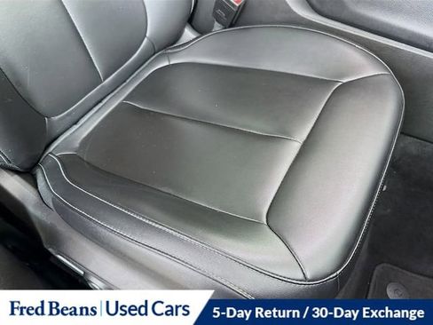 Used 2023 Jeep Grand Cherokee Limited image 36