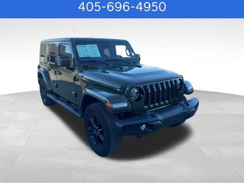 Used 2022 Jeep Wrangler Unlimited Sahara image 3