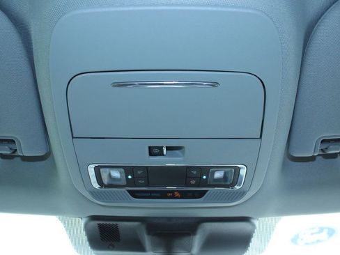 Used 2025 Ford F150 Lariat w/ Equipment Group 502A High AWD/4WD image 30